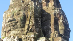 I left the visit to Bayon a bit late. The light had gone.